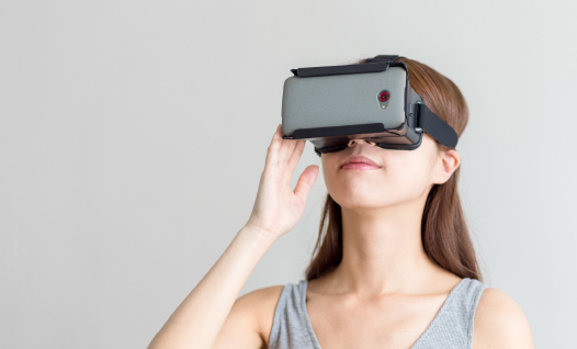 woman training via Oculus Rift